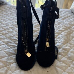 Zara Navy Velvet Ankle Boots with Zipper Detail